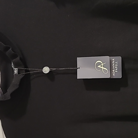 ADRIANNA PAPELL sheer arm top NWT - Picture 6 of 8